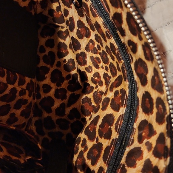 NWOT Stunning Brighton leopard Crossbody Bag, Box & Cloth Dust Cover - Picture 10 of 15